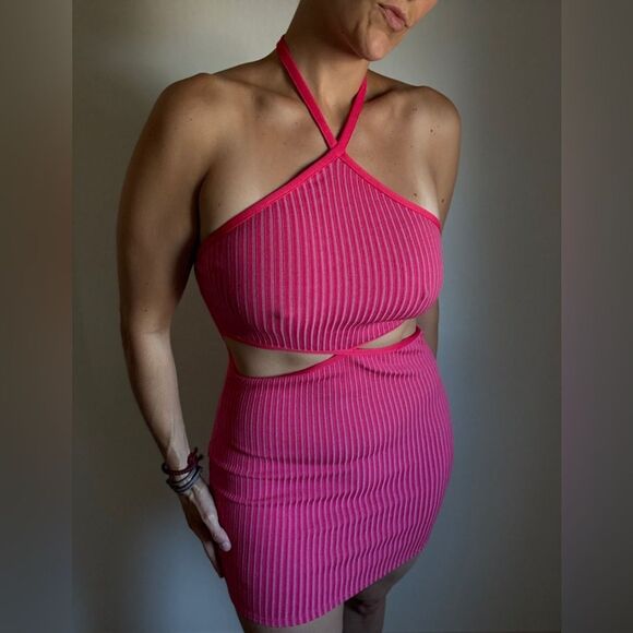 Pink Halter Neck Ribbed Dress - Picture 4 of 11